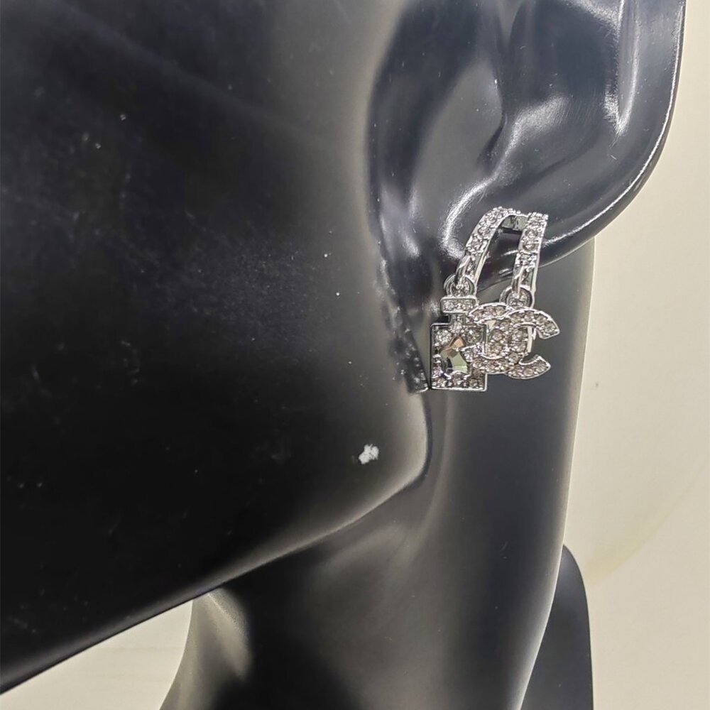 Chanel earrings - Picture 4 of 5